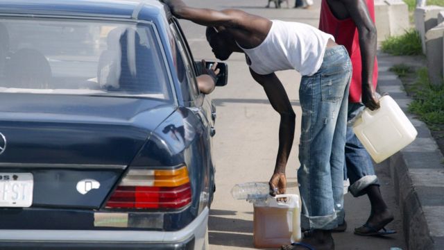 Fuel Scarcity Looms As PENGASSAN Threatens Strike