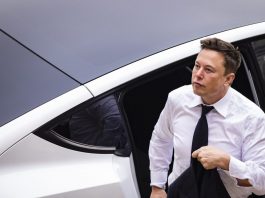 BREAKING: Elon Musk Backs Out Of Twitter Deal