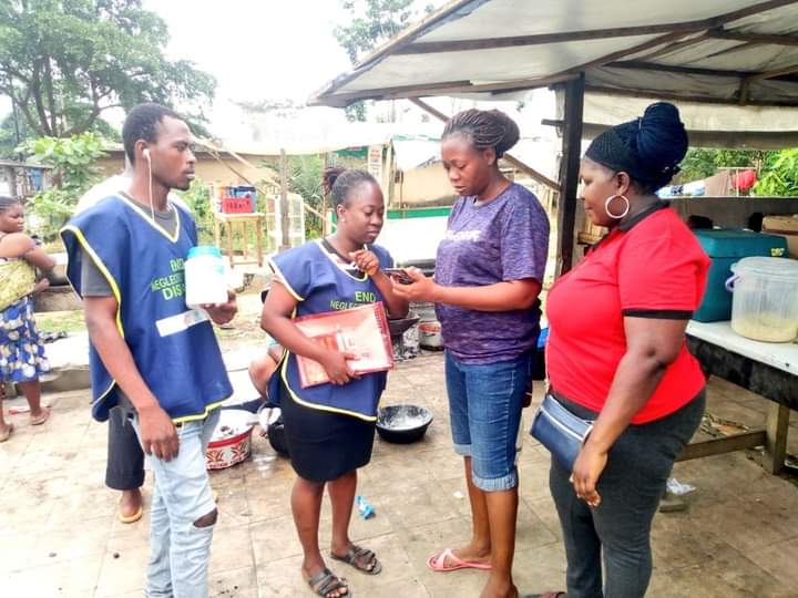 CDDs enlightening residents of Jakande estate, Oke-Afa about NTDs during the 2019 intervention in Oshodi-Isolo LGA