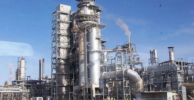 BREAKING: Buhari To Commission Dangote Refinery