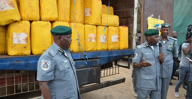 Customs Seizes ₦587m Smuggled Products Into Lagos