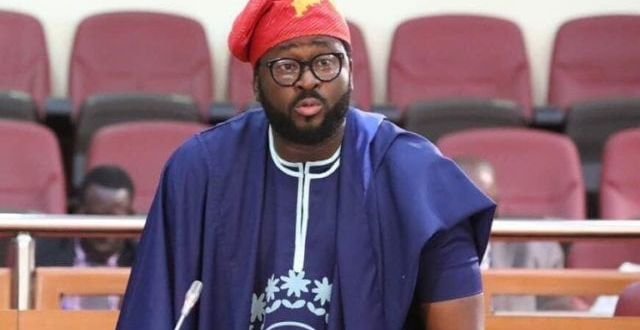 Desmond Elliot