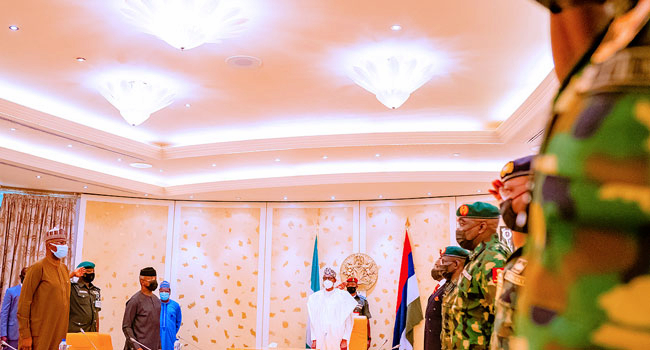 Insecurity: Buhari Holds Another Meeting With Security Council