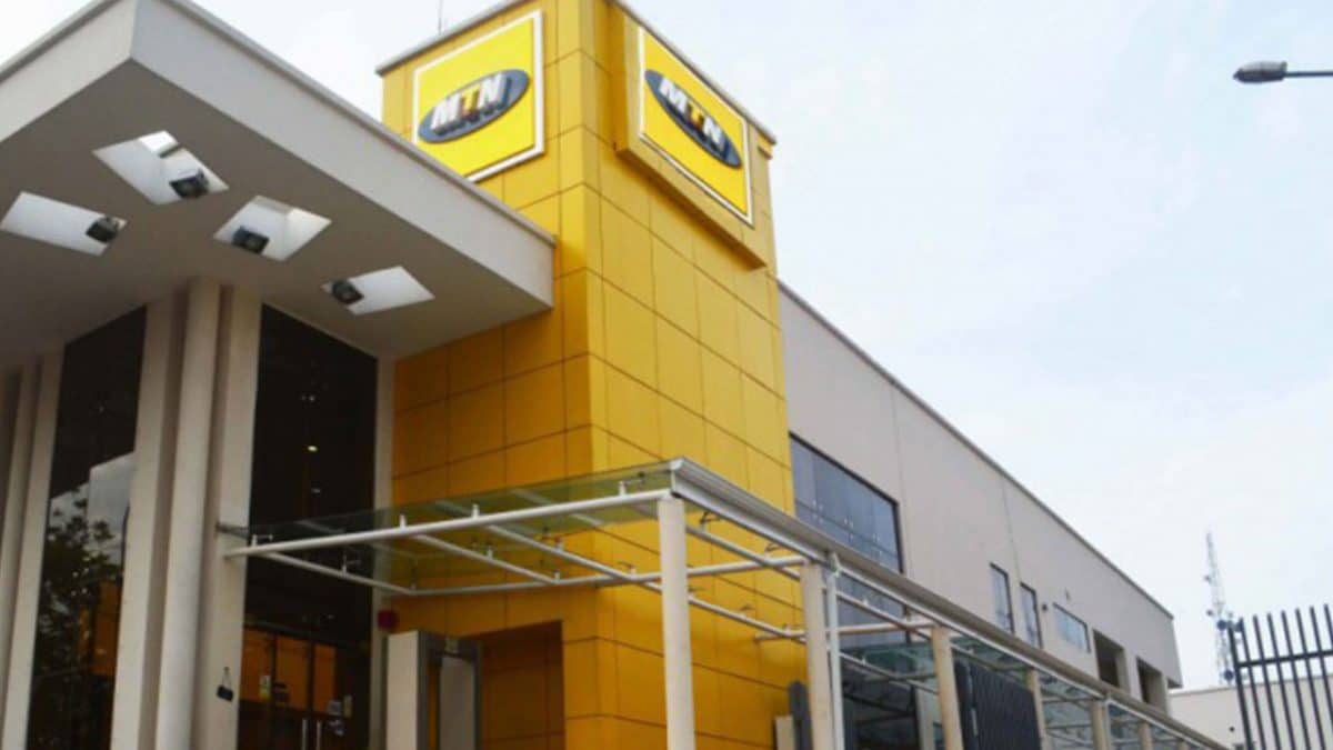 MTN Knocks Buhari, Discusses Issues With His Government