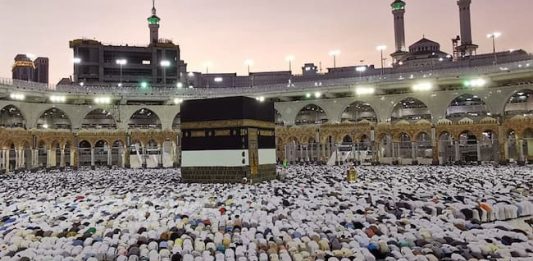 Emirates To Operate Extra Flights For Upcoming Hajj Season