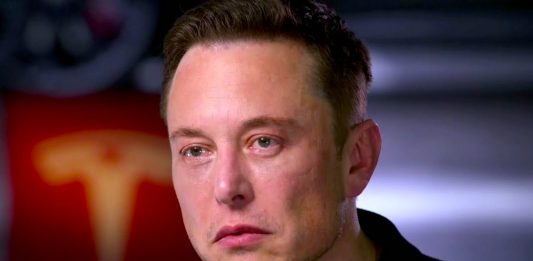 Elon Musk Uncovers Apple's Plan To Remove Twitter From App Store