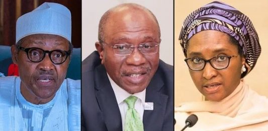 Buhari Shuns Ahmed, Backs Emefiele Over Naira Redesigning