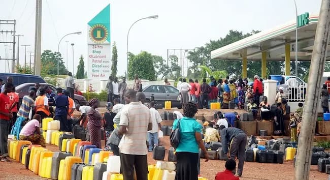 Kwara Gov Cautions Oil Marketers Over Hoarding Of Fuel