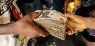 Naira weakens to N1,355/$ as external reserves dip to $48.48bn EXPLAINER: What You Should Know About Naira Floating And Devaluation