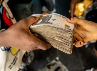 Naira weakens to N1,355/$ as external reserves dip to $48.48bn EXPLAINER: What You Should Know About Naira Floating And Devaluation
