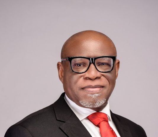 BizWatch Nigeria Publisher, John Ehiguese, Wins Publicity Entrepreneur Of The Year At CONMMEP 2025 Workshop