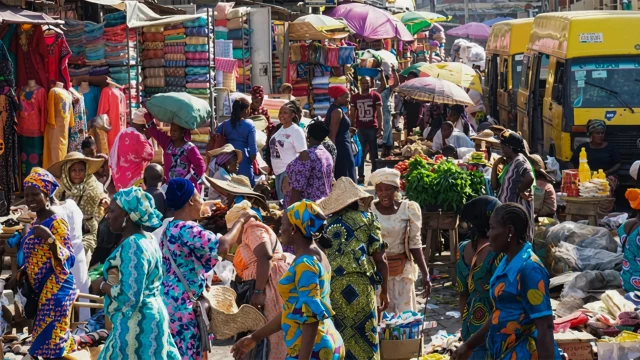 Nigeria-market-640x360