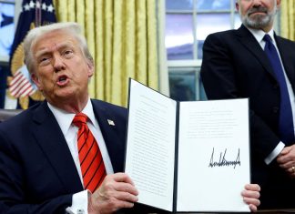 US trade court blocks trump’s 10% global tariff policy