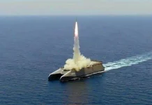 3,000 vessels stranded as Strait of Hormuz closes amid conflict