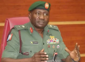 Defence minister seeks stronger industry collaboration to boost crude oil production