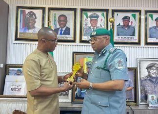Customs bags maritime leadership award for advancing trade, combating smuggling