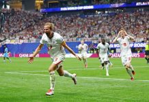England Edge DR Congo to Reach World Cup Last 16 as Kane Strikes Twice