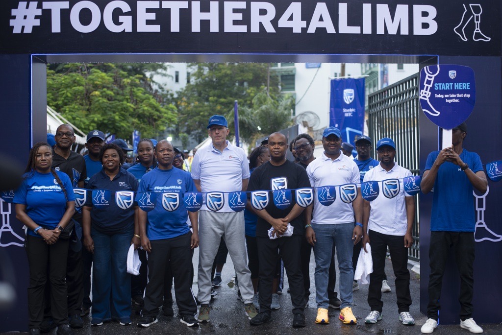 Lagos : Stanbic IBTC mobilise 250 enfants pour sa marche caritative annuelle