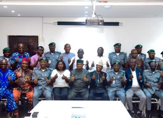 Maritime journalists celebrate outgoing FOU Zone ‘A’ controller Gambo Aliyu