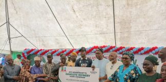 Biodun Coker Foundation gifts N5.25m to Lagos APC members for Dangote IPO shares